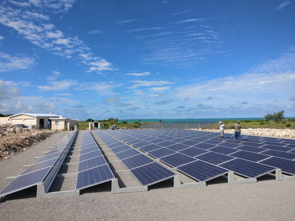 Groundbreaking Solar-Powered Desalination That Doesn't Require ...