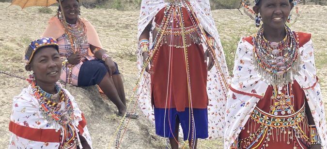 Atasa Solar Partners in Olorgesailie, Kenya model functioning prototypes of solar integrated into Maasai designed bags and accessories. Bags easily keep cell phones charged throughout the day. Bracelets and smaller accessories charge lights.