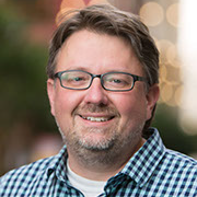 Headshot photo of Tim Mollette-Parks